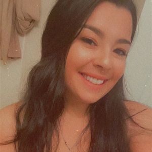 Meet your Posher, Kayla